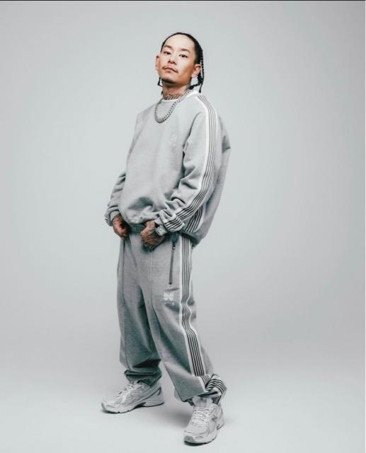 BADHOP BREATH x NEEDLES ブレス × ニードルズ セットアップ "Gray/White" < 男性ファッション  BADHOP BREATH x NEEDLES ブレス × ニードルズ セットアップ "Gray/White" < 男性ファッションの