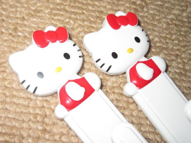 未使用☆ハローキティ*カーテンフック(ホワイト)2点セット < おもちゃ 未使用☆ハローキティ*カーテンフック(ホワイト)2点セット < おもちゃの