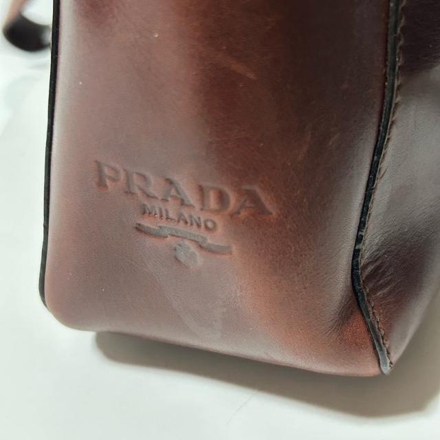 PRADA ���U�[ �`�F�[���n���h�� ���S�^���� �g�[�g�o�b�O A4�T�C�Y ���[�u���E�� �� �u�����h�� 