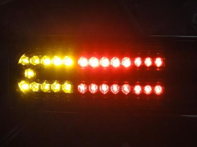 ベンツw463LEDテール07yルック G320G500G550オールスモーク < 自動車/バイク ベンツw463LEDテール07yルック G320G500G550オールスモーク < 自動車/バイク