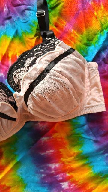 Gb(*><)sNVtHGuW[F85