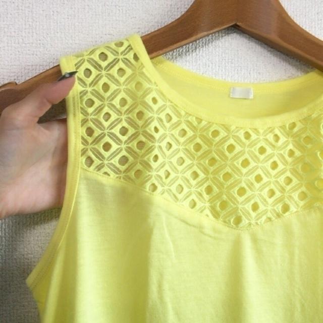 ◆GU/ジーユー◆胸上切替ノースリトップス★イエローM*タンクトップ♪ < ブランド ◆GU/ジーユー◆胸上切替ノースリトップス★イエローM*タンクトップ♪ < ブランドの