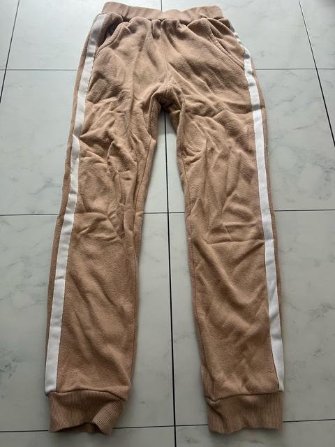 サイドラインパンツ裏起毛付き★130cm < キッズ/ベビー サイドラインパンツ裏起毛付き★130cm < キッズ/ベビーの