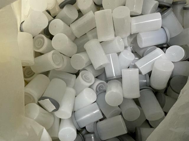 �t�B�����P�[�X�@35�� �� �Ɠd/AV�� 