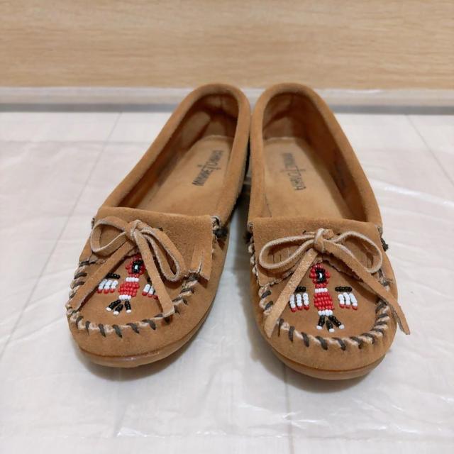 ◆Minnetonka/ミネトンカ◆ビーズ刺繍スエードモカシン★サンダーバード*秋冬コーデ♪ < ブランド ◆Minnetonka/ミネトンカ◆ビーズ刺繍スエードモカシン★サンダーバード*秋冬コーデ♪ < ブランドの