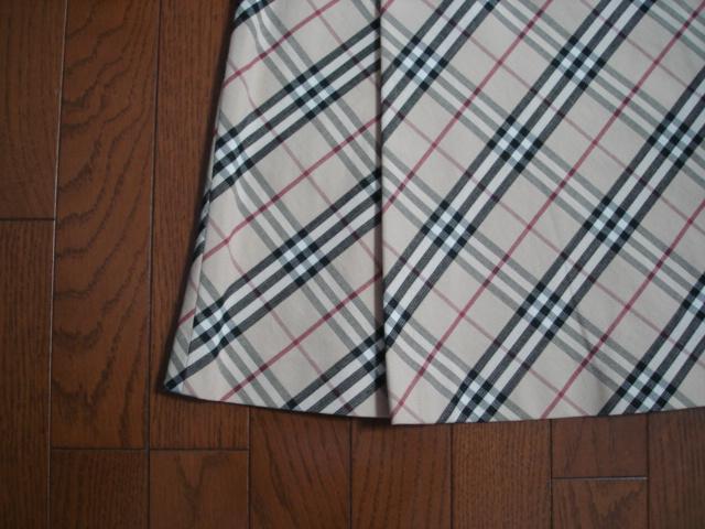 ���o�[�o���[�@BURBERRY�@�E�G�X�g�x���g�f�U�C���X�J�[�g���������I �� �u�����h�� 