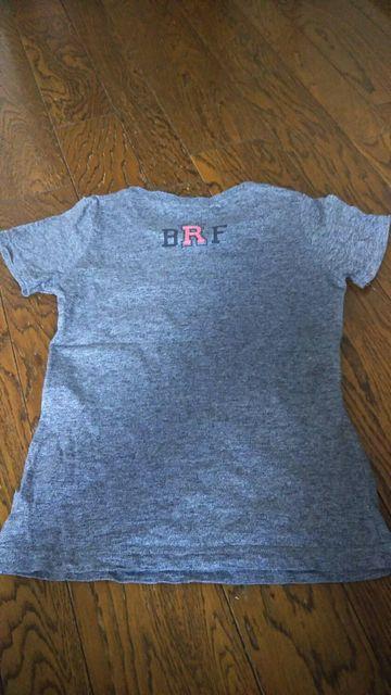 140 BUZZ FUZZ by BEBE グレー 半袖Tシャツ < キッズ/ベビー  140 BUZZ FUZZ by BEBE グレー 半袖Tシャツ < キッズ/ベビーの