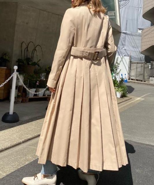 riendaリエンダベージュプリーツトレンチコートロングコートベルト < ブランド riendaリエンダベージュプリーツトレンチコートロングコートベルト < ブランドの