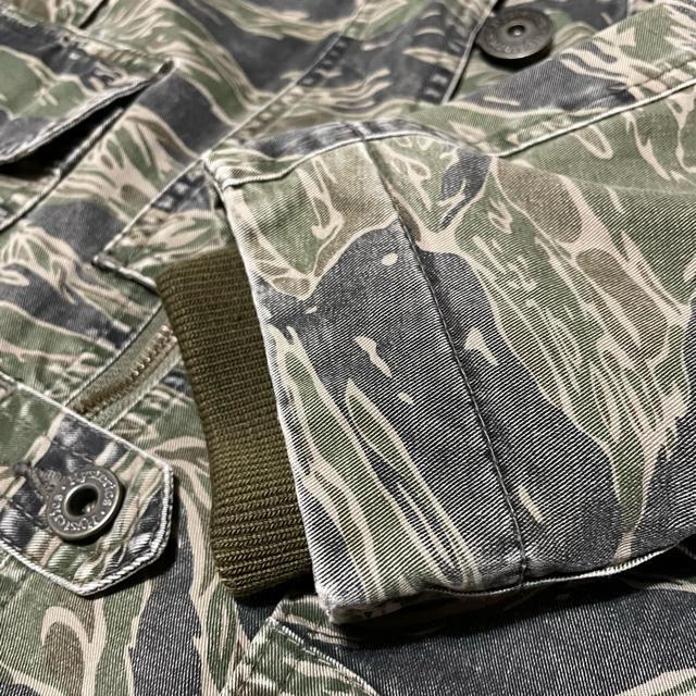 ヒステリックグラマー 迷彩 中綿 ブルゾン アウター < 女性ファッション ヒステリックグラマー 迷彩 中綿 ブルゾン アウター < 女性ファッションの