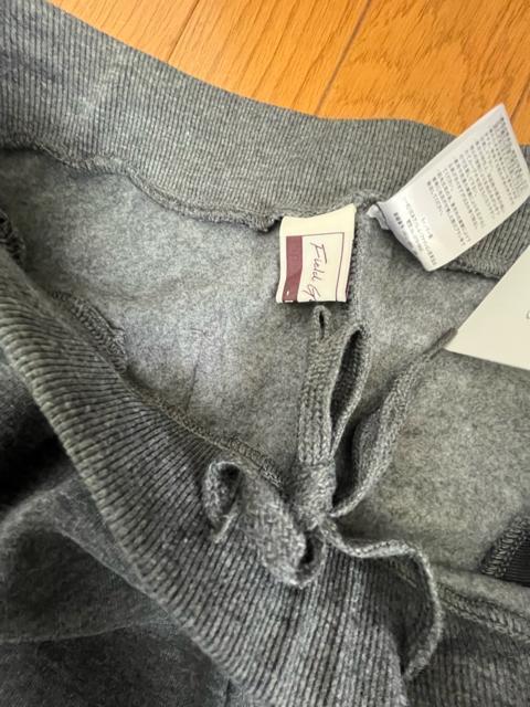 Mサイズ!高貴紳士的!裏起毛!暖か!さりげなくかっこいい!三つ星!プリント!杢チャコール灰色系色合い!ジョガーパンツ!新品! < 男性ファッション  Mサイズ!高貴紳士的!裏起毛!暖か!さりげなくかっこいい!三つ星!プリント!杢チャコール灰色系色合い!ジョガーパンツ!新品! < 男性ファッションの