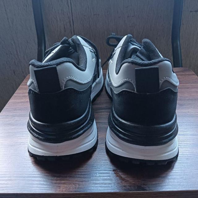 新品 24.5cm レディース スニーカー ブラック シューズ 靴 カジュアル < 女性ファッション  新品 24.5cm レディース スニーカー ブラック シューズ 靴 カジュアル < 女性ファッションの