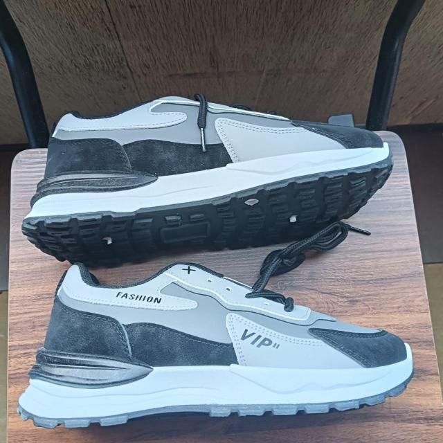 新品 24.5cm レディース スニーカー ブラック シューズ 靴 カジュアル < 女性ファッション  新品 24.5cm レディース スニーカー ブラック シューズ 靴 カジュアル < 女性ファッションの