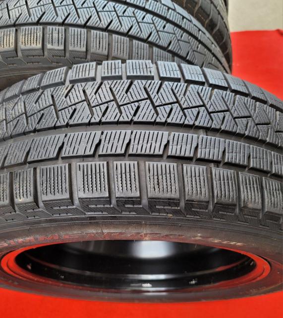 WEDS レオニス 17インチ 7.0J+42 5H-114.3 スタッドレス付き4本セット225/60R17 アルファード 30 < 自動車/バイク WEDS レオニス 17インチ 7.0J+42 5H-114.3 スタッドレス付き4本セット225/60R17 アルファード 30 < 自動車/バイク