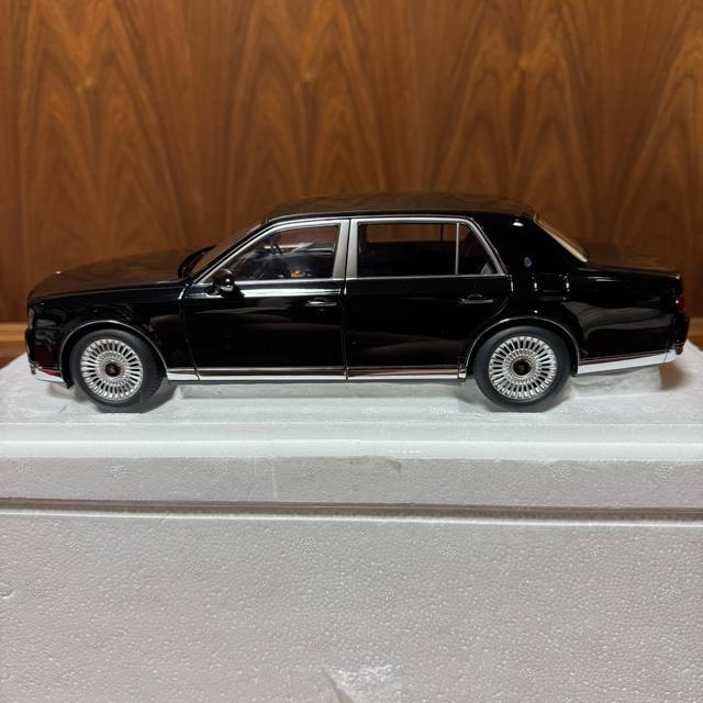未展示品 オートアート 1/18 トヨタ センチュリー ブラック < ホビー  未展示品 オートアート 1/18 トヨタ センチュリー ブラック < ホビーの