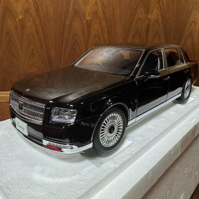 未展示品 オートアート 1/18 トヨタ センチュリー ブラック < ホビー  未展示品 オートアート 1/18 トヨタ センチュリー ブラック < ホビーの