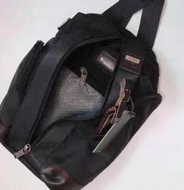 【新品未使用】TUMI Alpha bravo ボディバッグ ブラック系 < 男性ファッション 【新品未使用】TUMI Alpha bravo ボディバッグ ブラック系 < 男性ファッションの