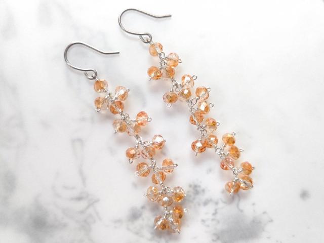 SF*カットガラスのふさふさピアス*オレンジ 22029 < 女性アクセサリー/時計 SF*カットガラスのふさふさピアス*オレンジ 22029 < 女性アクセサリー/時計の