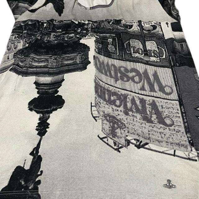 ヴィヴィアンウエストウッド 美品 ピカデリーサーカス 変形 big カットソー < 男性ファッション ヴィヴィアンウエストウッド 美品 ピカデリーサーカス 変形 big カットソー < 男性ファッションの