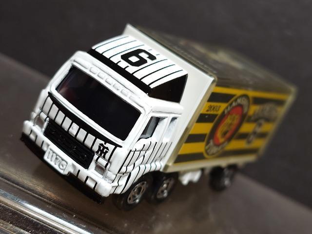 ★2003阪神タイガース優勝記念トミカ★6金本 三菱ふそうトラック★TOMY★ < ホビー ★2003阪神タイガース優勝記念トミカ★6金本 三菱ふそうトラック★TOMY★ < ホビーの