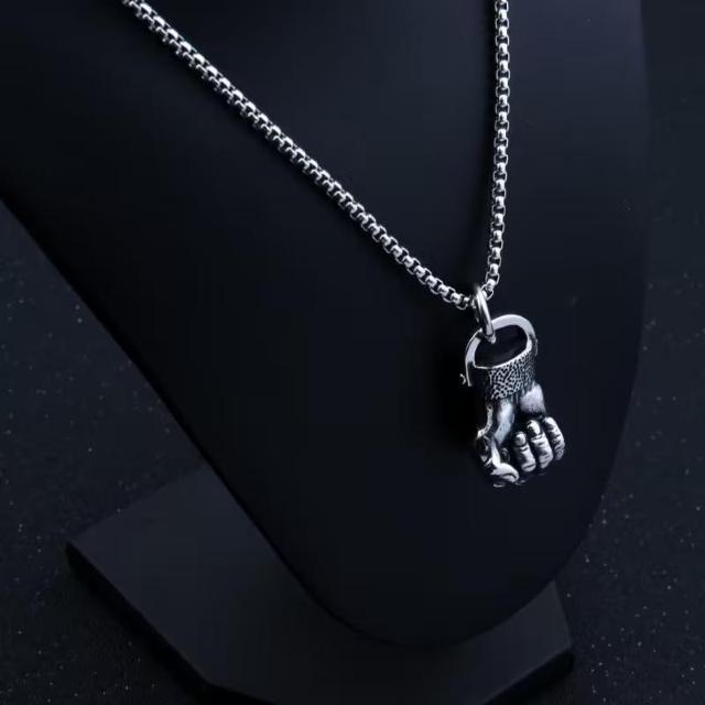 爆ヤス価格価格790円★男性用スポーツフィストペンダントネックレス、ミニマリストヒップホップボールドカップルネックレス < 男性アクセサリー/時計 爆ヤス価格価格790円★男性用スポーツフィストペンダントネックレス、ミニマリストヒップホップボールドカップルネックレス < 男性アクセサリー/時計の