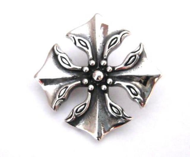 アイアンレイヴンクロスペンダント シルバー925 < 男性アクセサリー/時計  アイアンレイヴンクロスペンダント シルバー925  < 男性アクセサリー/時計の