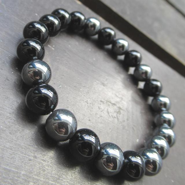 オニキスxヘマタイトブレスレット 天然石 パワーストーン < 女性アクセサリー/時計 オニキスxヘマタイトブレスレット 天然石 パワーストーン < 女性アクセサリー/時計の