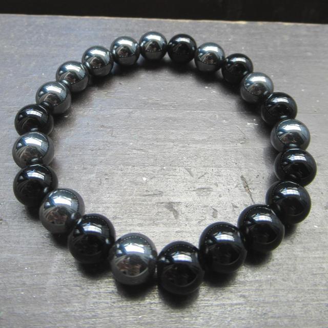 オニキスxヘマタイトブレスレット 天然石 パワーストーン < 女性アクセサリー/時計 オニキスxヘマタイトブレスレット 天然石 パワーストーン < 女性アクセサリー/時計の