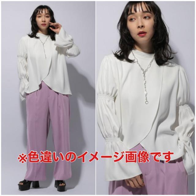 極美品 HARE ハレ 2WAYスリット シャーリング ブラウス < ブランド 極美品 HARE ハレ 2WAYスリット シャーリング ブラウス < ブランドの