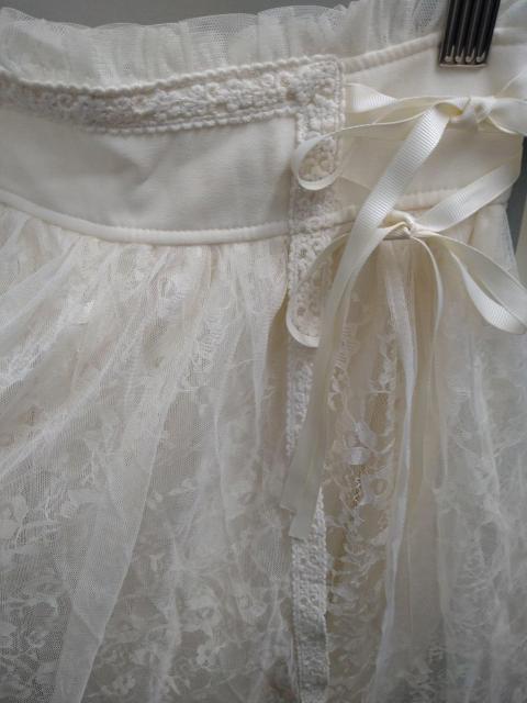 LIZ LISA`[[XXJ[g  uh 