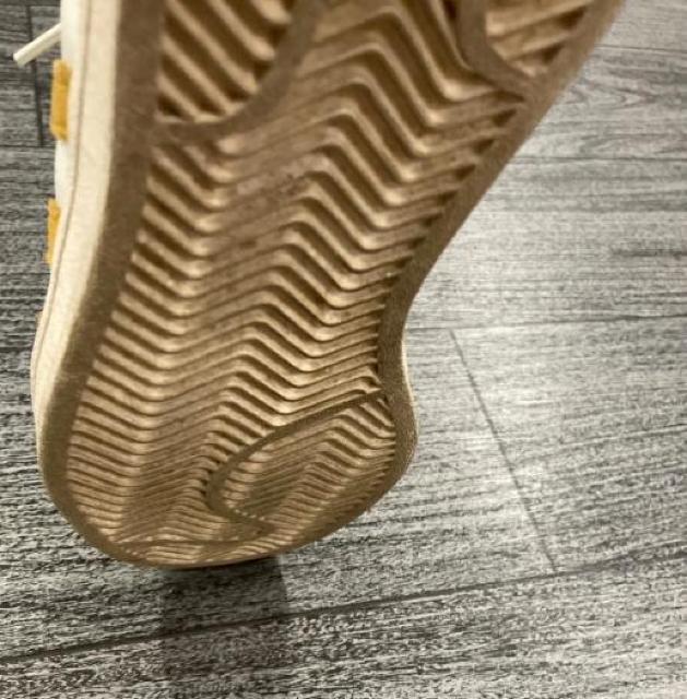 アディダス スニーカー レディース スーパースター オフホワイト/ゴールド/フットウェアホワイト IH7638 サイズ24.0p < ブランド アディダス スニーカー レディース スーパースター オフホワイト/ゴールド/フットウェアホワイト IH7638 サイズ24.0p < ブランドの