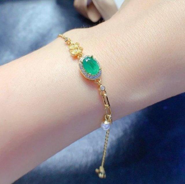 魅力的な天然エメラルドブレスレット 天然 ナチュラル アクセサリー カラーストーン 宝石 Su_6445 < 女性アクセサリー/時計 魅力的な天然エメラルドブレスレット 天然 ナチュラル アクセサリー カラーストーン 宝石 Su_6445 < 女性アクセサリー/時計の