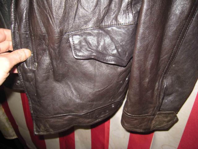 羊皮 黒 ジャケット ◆ 表記サイズはLですが、実寸はフリーサイズ < 男性ファッション 羊皮 黒 ジャケット ◆ 表記サイズはLですが、実寸はフリーサイズ < 男性ファッションの