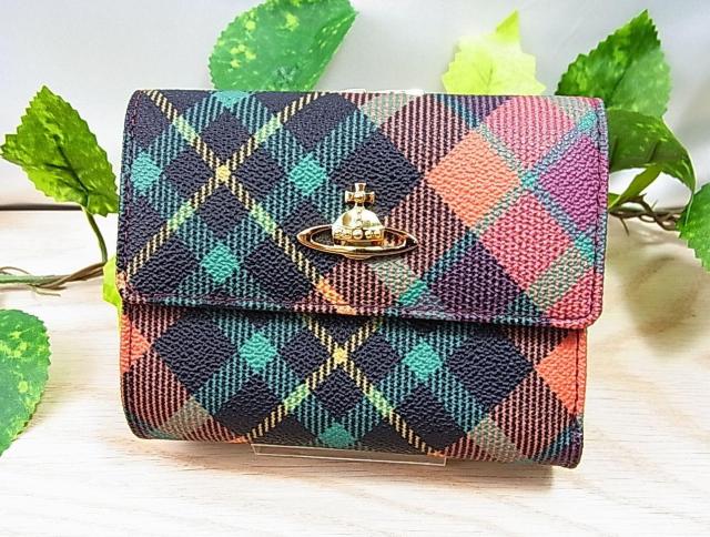 500円スタ【正規美品】ヴィヴィアンウエストウッド DERBY(ダービー) がま口 二つ折り財布 < ブランド 500円スタ【正規美品】ヴィヴィアンウエストウッド DERBY(ダービー) がま口 二つ折り財布 < ブランドの