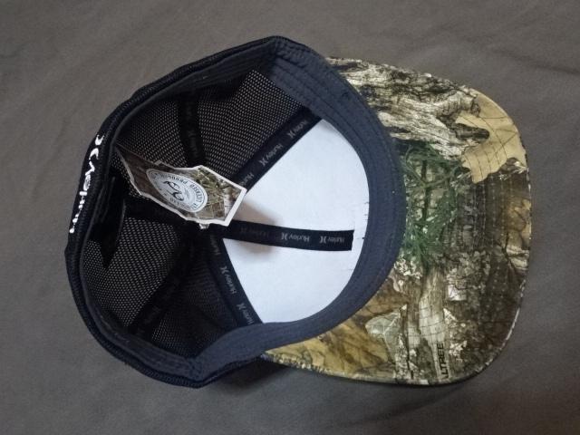 【Hurley】【Nike DRI FIT】カモフラ柄 ロゴマーク付 メッシュキャップ < 男性ファッション  【Hurley】【Nike DRI FIT】カモフラ柄 ロゴマーク付 メッシュキャップ < 男性ファッションの