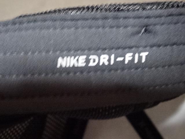 【Hurley】【Nike DRI FIT】カモフラ柄 ロゴマーク付 メッシュキャップ < 男性ファッション  【Hurley】【Nike DRI FIT】カモフラ柄 ロゴマーク付 メッシュキャップ < 男性ファッションの