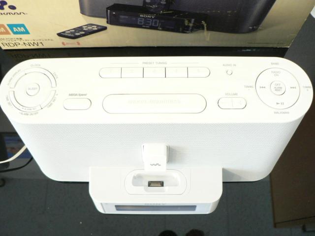 SONY ウォークマン用ドックスピーカー・ RDP-NW1 ・ラジオ&タイマー機能搭載 < 家電/AV  SONY ウォークマン用ドックスピーカー・ RDP-NW1 ・ラジオ&タイマー機能搭載 < 家電/AVの