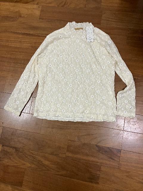 新品未使用 白のカットソー < 女性ファッション  新品未使用 白のカットソー  < 女性ファッションの