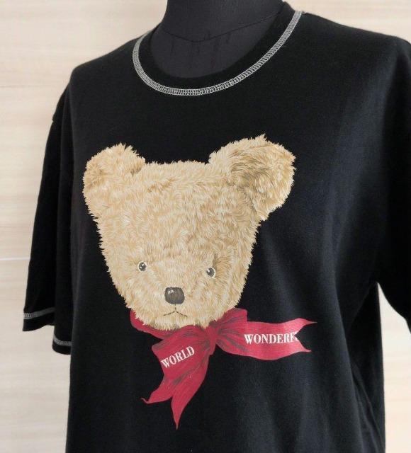 WONDERFUL WORLD■ワンダフルワールド■リボンクマ 顔クマ プリント柄Tシャツ■裏側肩部分難有り < ブランド  WONDERFUL WORLD■ワンダフルワールド■リボンクマ 顔クマ プリント柄Tシャツ■裏側肩部分難有り < ブランドの