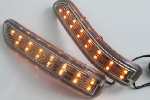 汎用LEDドアミラーウインカー(貼り付けタイプ)type11 < 自動車/バイク 汎用LEDドアミラーウインカー(貼り付けタイプ)type11 < 自動車/バイク