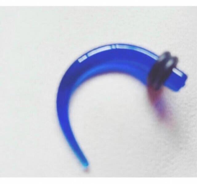 b270 アクリルボディーピアス拡張器6G男女兼用青 < 女性アクセサリー/時計  b270 アクリルボディーピアス拡張器6G男女兼用青 < 女性アクセサリー/時計の