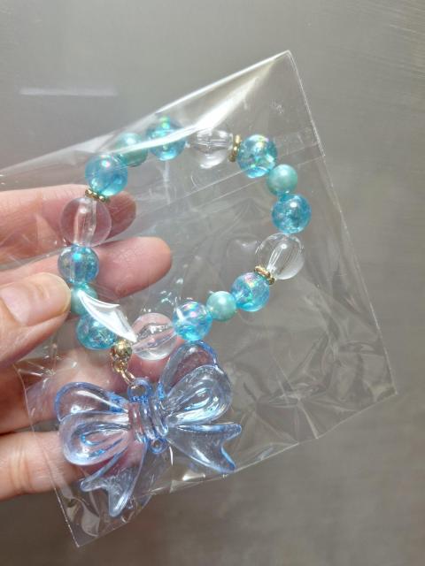 No.18新品★「デカッ!リボンチャーム付きブレスレット」=水色= < キッズ/ベビー No.18新品★「デカッ!リボンチャーム付きブレスレット」=水色= < キッズ/ベビーの