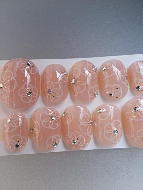 ジェルネイル.ナチュラルピンクベージュ&花柄.ストーン.ショート < 香水/コスメ/ネイル  ジェルネイル.ナチュラルピンクベージュ&花柄.ストーン.ショート < 香水/コスメ/ネイルの