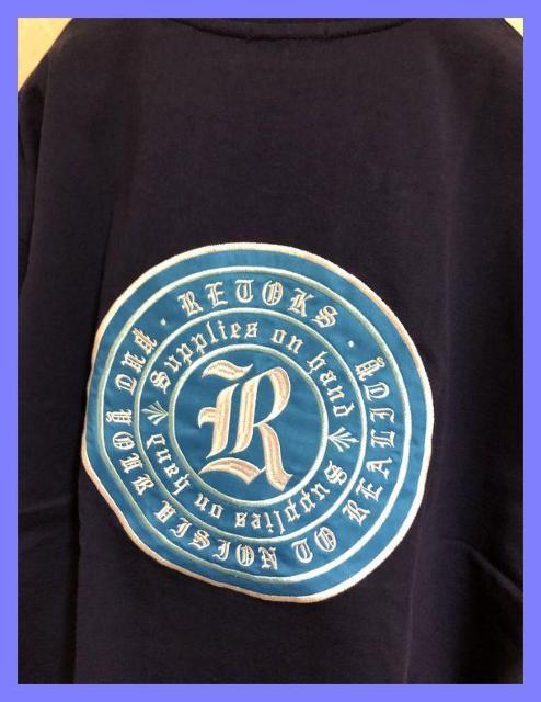 ☆モノマート☆ビッグワッペンロゴオーバーサイズユニセックスTシャツ紺L☆ < 男性ファッション  ☆モノマート☆ビッグワッペンロゴオーバーサイズユニセックスTシャツ紺L☆ < 男性ファッションの