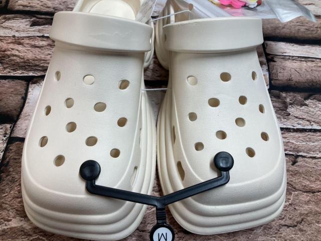 送料無料!【BACKYARD FAMILY】アクセサリー付き 厚底サンダル(画像から)1足3190円が < 女性ファッション  送料無料!【BACKYARD FAMILY】アクセサリー付き 厚底サンダル(画像から)1足3190円が < 女性ファッションの