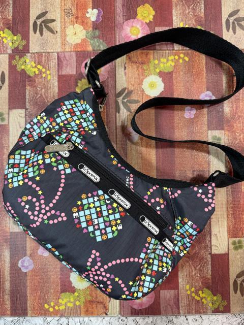 ���ӂ����߂ā�LeSportsac�o�b�N�E�|�[�`�E�������ꁚ4�_�܂Ƃߔ��聚1000�~�X�^�[�g���ɔ��i