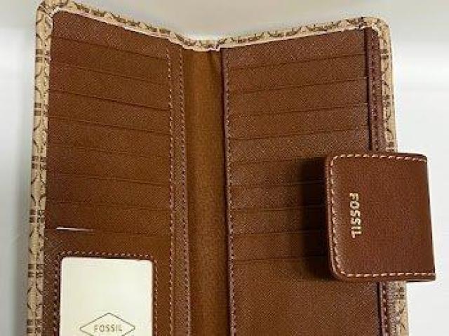 Fossil tHbV J[hP[X fB[X }fB\ vg  ^u Nb` uE  uh 