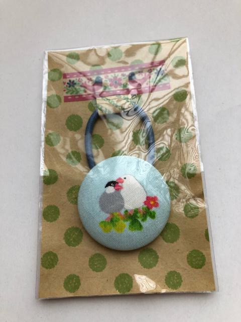 ハンドメイド ヘアゴム くるみボタン かわいい文鳥さん♪ < 女性ファッション  ハンドメイド ヘアゴム くるみボタン かわいい文鳥さん♪ < 女性ファッションの