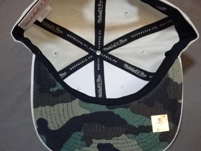 【Mitchell & Ness】 NBAブレイザーズ ツバ裏部分 迷彩柄 キャップ < 男性ファッション  【Mitchell & Ness】 NBAブレイザーズ ツバ裏部分 迷彩柄 キャップ < 男性ファッションの