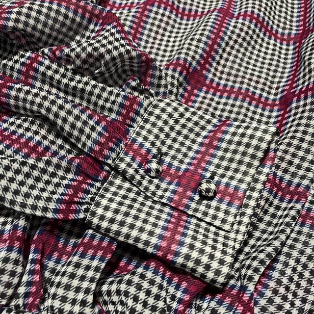 Rodeo Crowns チェック柄 シフォン パフスリーブ 長袖 ブラウス < ブランド Rodeo Crowns チェック柄 シフォン パフスリーブ 長袖 ブラウス < ブランドの