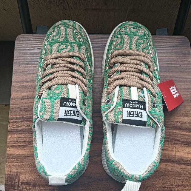 新品 26cm メンズ スニーカー グリーン シューズ 靴 42 おしゃれ < 男性ファッション  新品 26cm メンズ スニーカー グリーン シューズ 靴 42 おしゃれ < 男性ファッションの